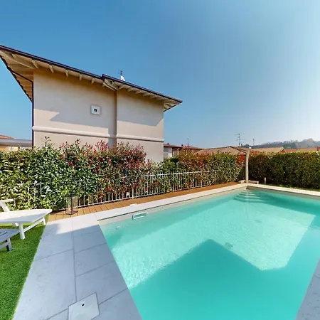 Dolcevita Piscina Privata By Bookinggardalake Manerba del Garda
