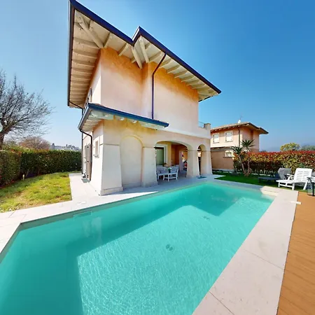 Dolcevita Piscina Privata By Bookinggardalake *