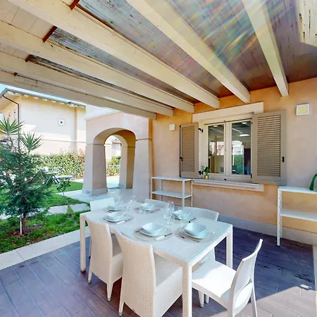 Villa Dolcevita Piscina Privata By Bookinggardalake *